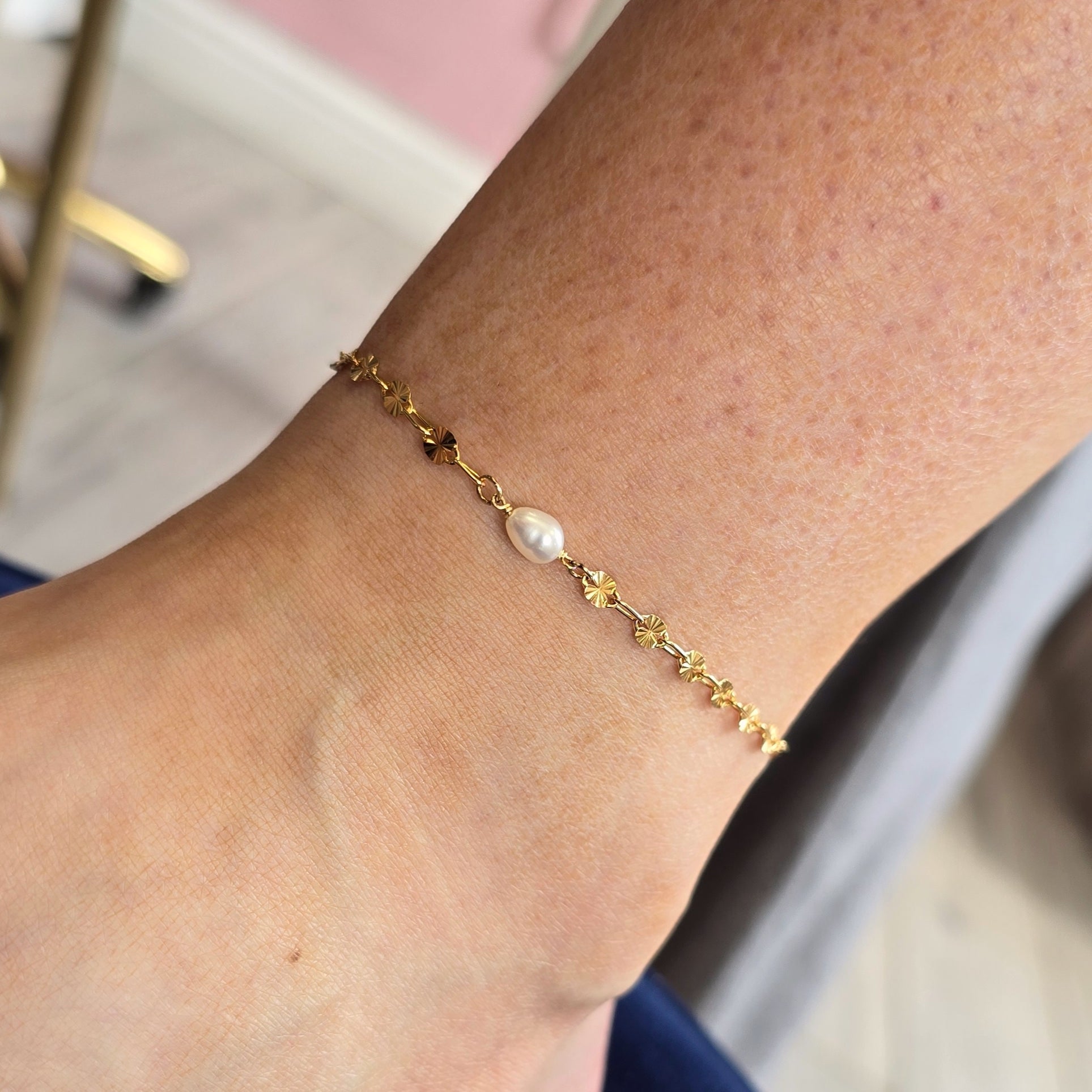 Freshwater Oval Pearl Connector Charm