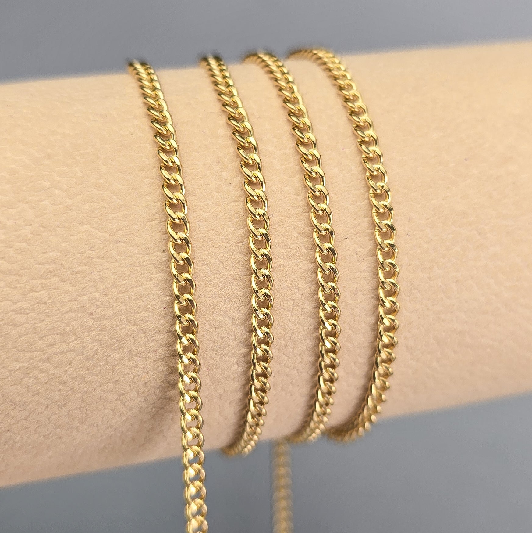 2.7mm 14k Gold Filled Cuban Curb Chain 1 meter