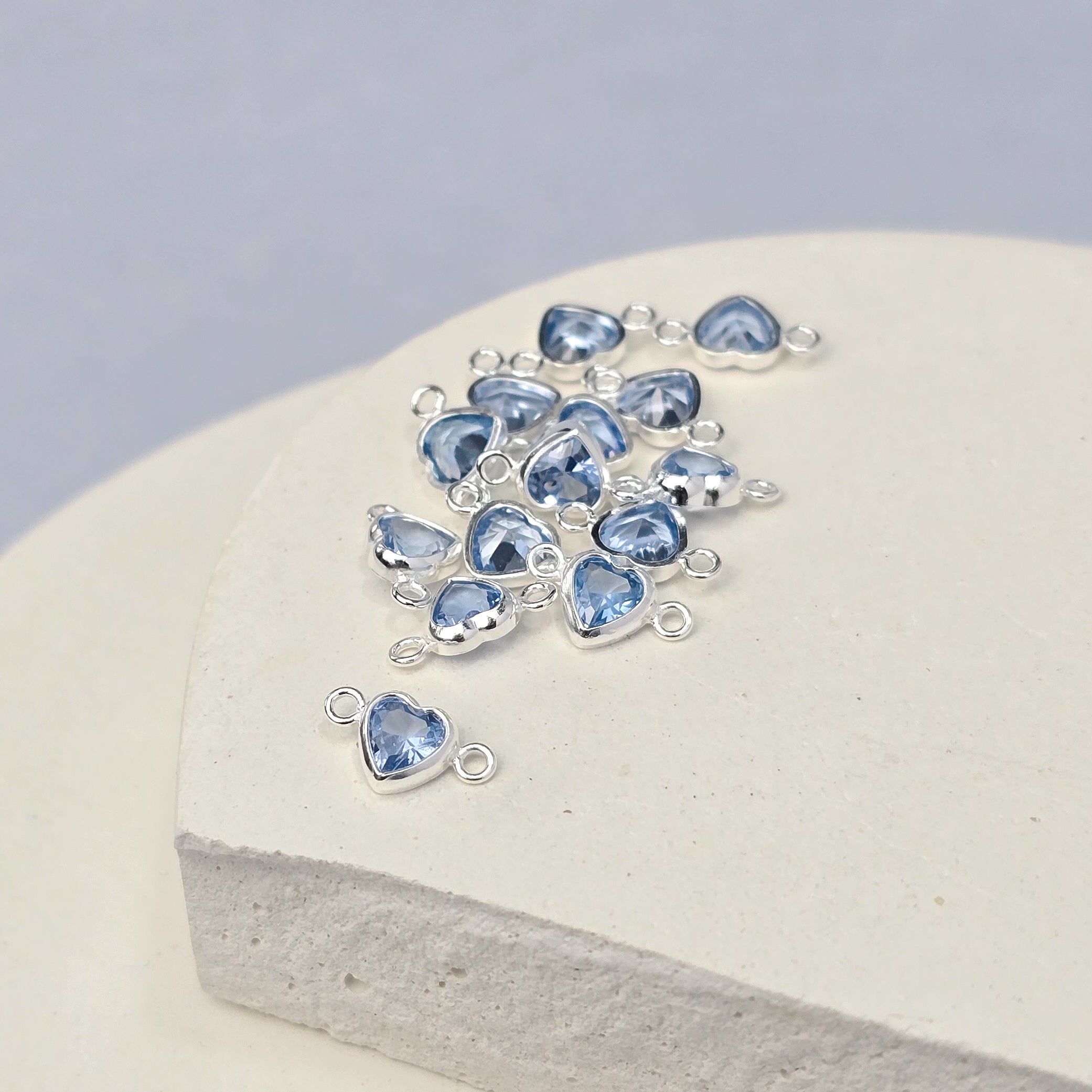 4mm Heart Birthstone Connector Charm Sterling silver / March - Aquamarine