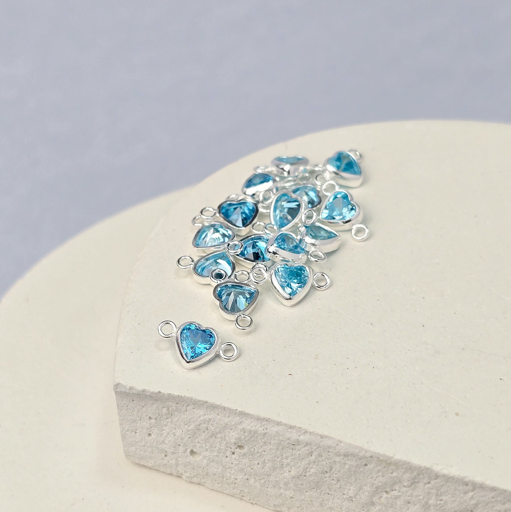 4mm Heart Birthstone Connector Charm Sterling silver / December - Blue Zircon
