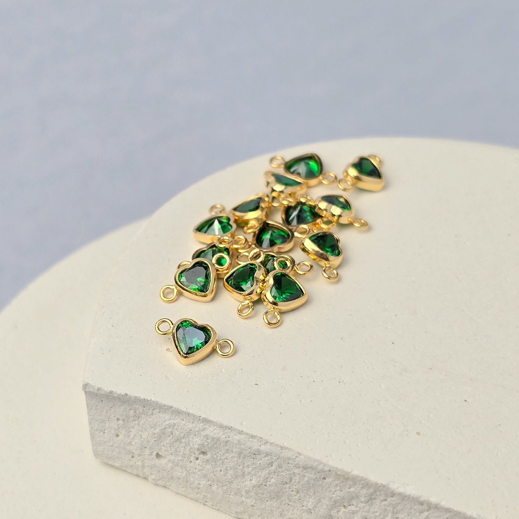 4mm Heart Birthstone Connector Charm 14k Gold Filled / May - Emerald Green