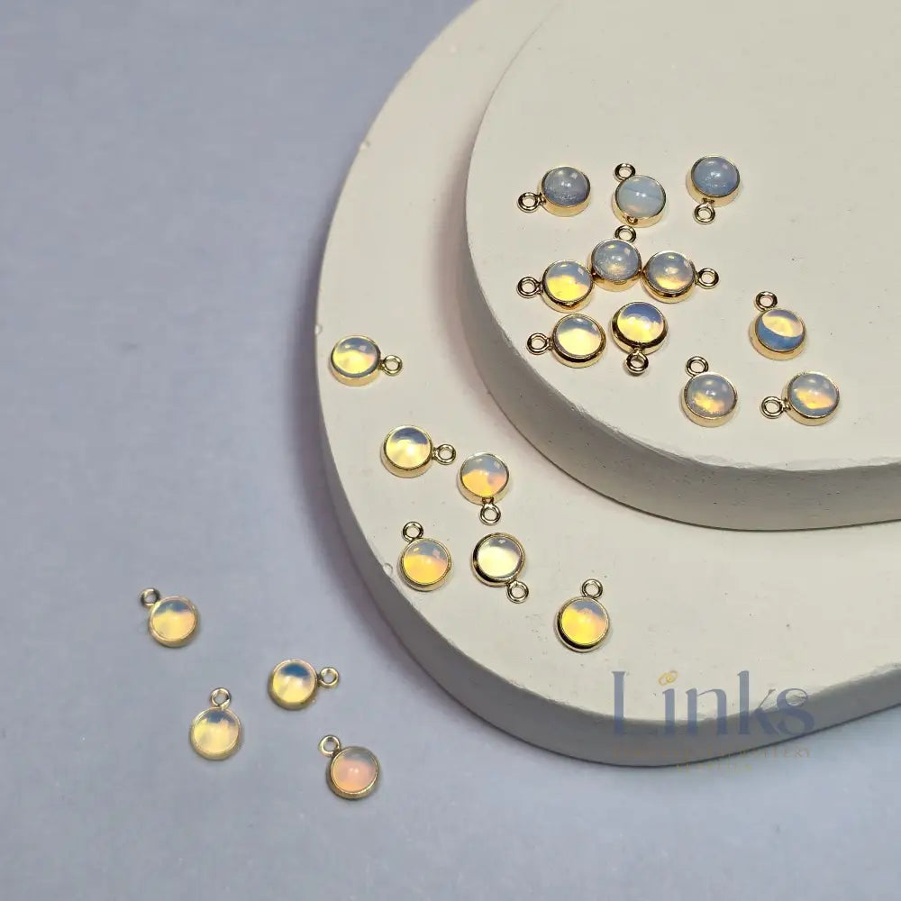 4Mm Moonstone Pendant Charm