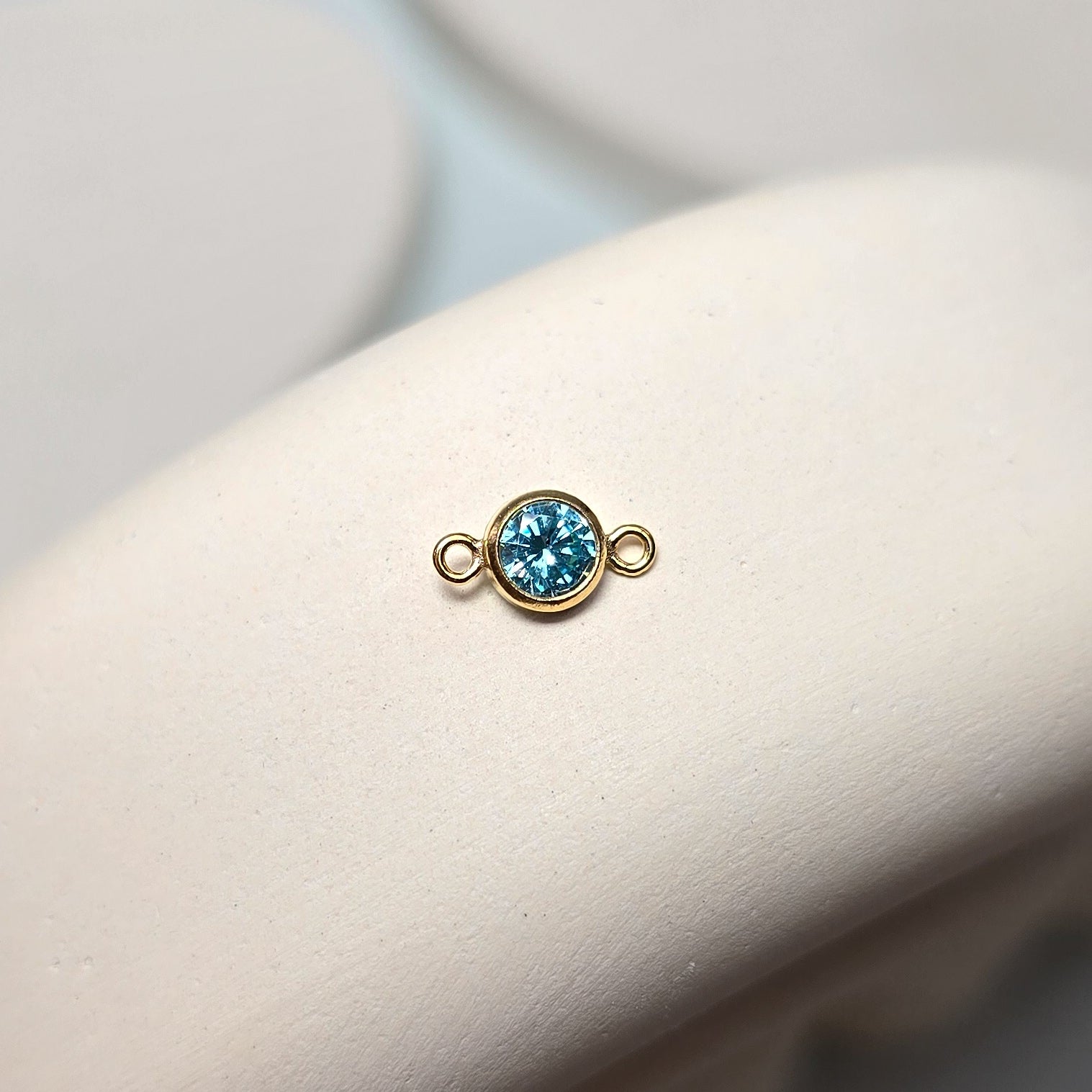 4mm Gold Filled Birthstone Connector Charm - Links Permanent Jewellery Supplies