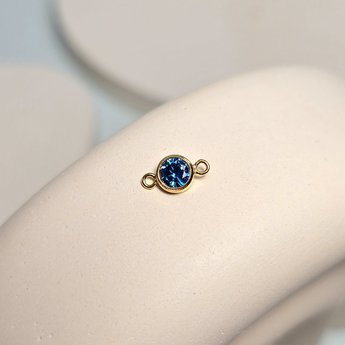 4mm Gold Filled Birthstone Connector Charm - Links Permanent Jewellery Supplies