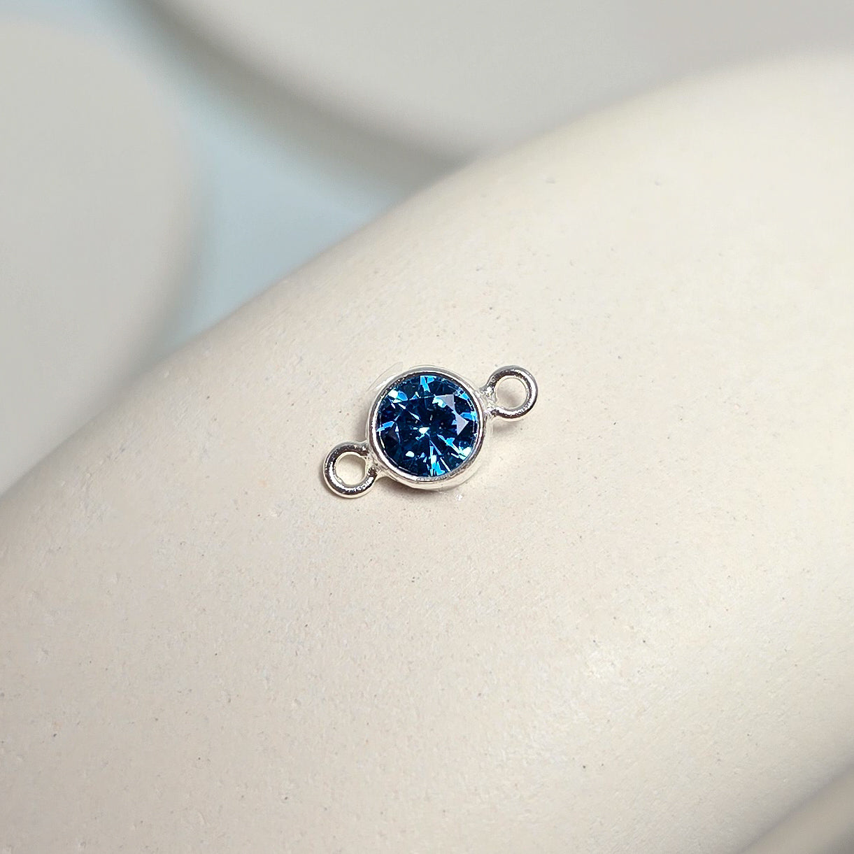 4mm Sterling Silver Birthstone Connector Charm - Links Permanent Jewellery Supplies