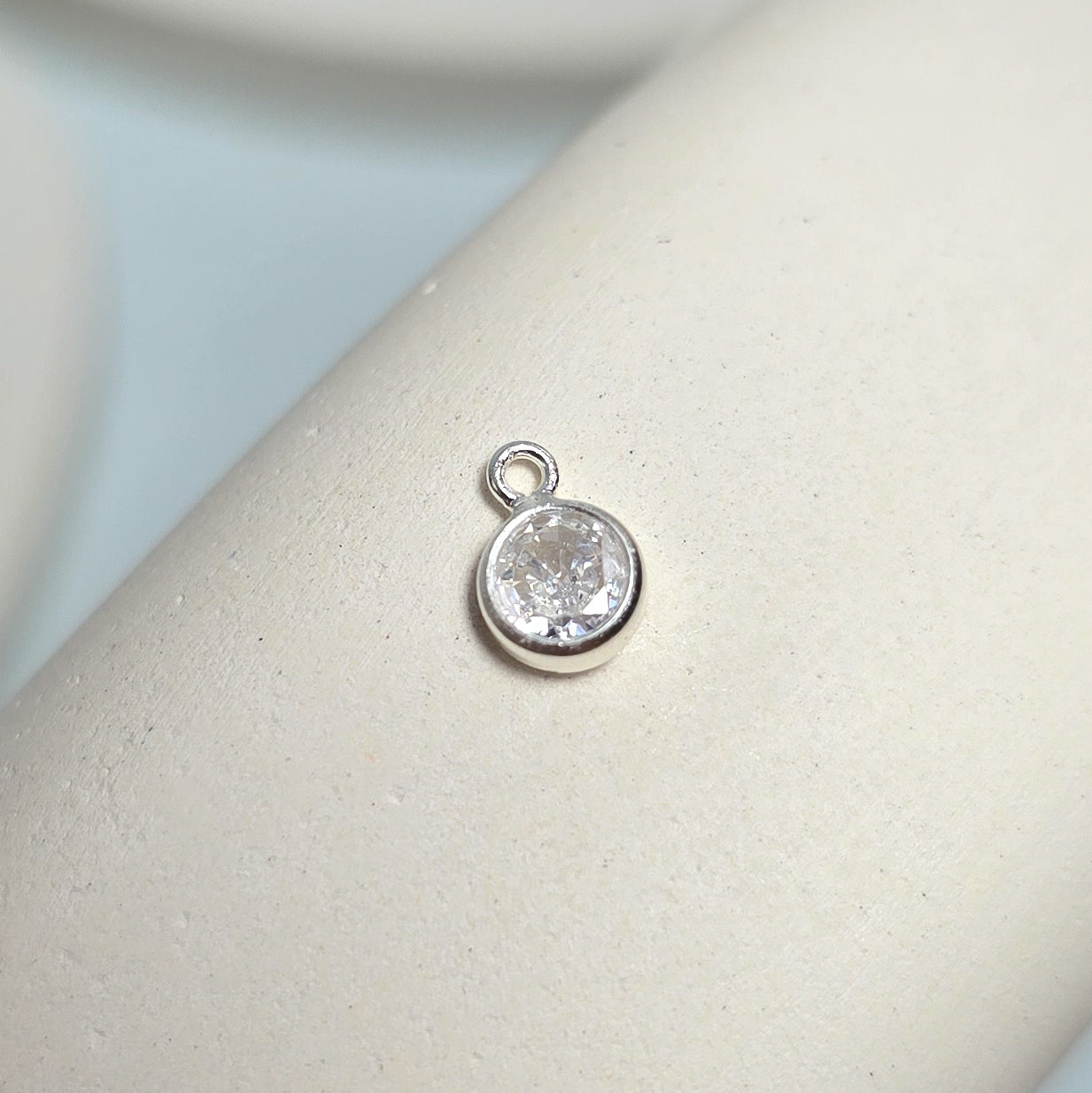 4mm Sterling Silver Birthstone Pendant Charm - Links Permanent Jewellery Supplies