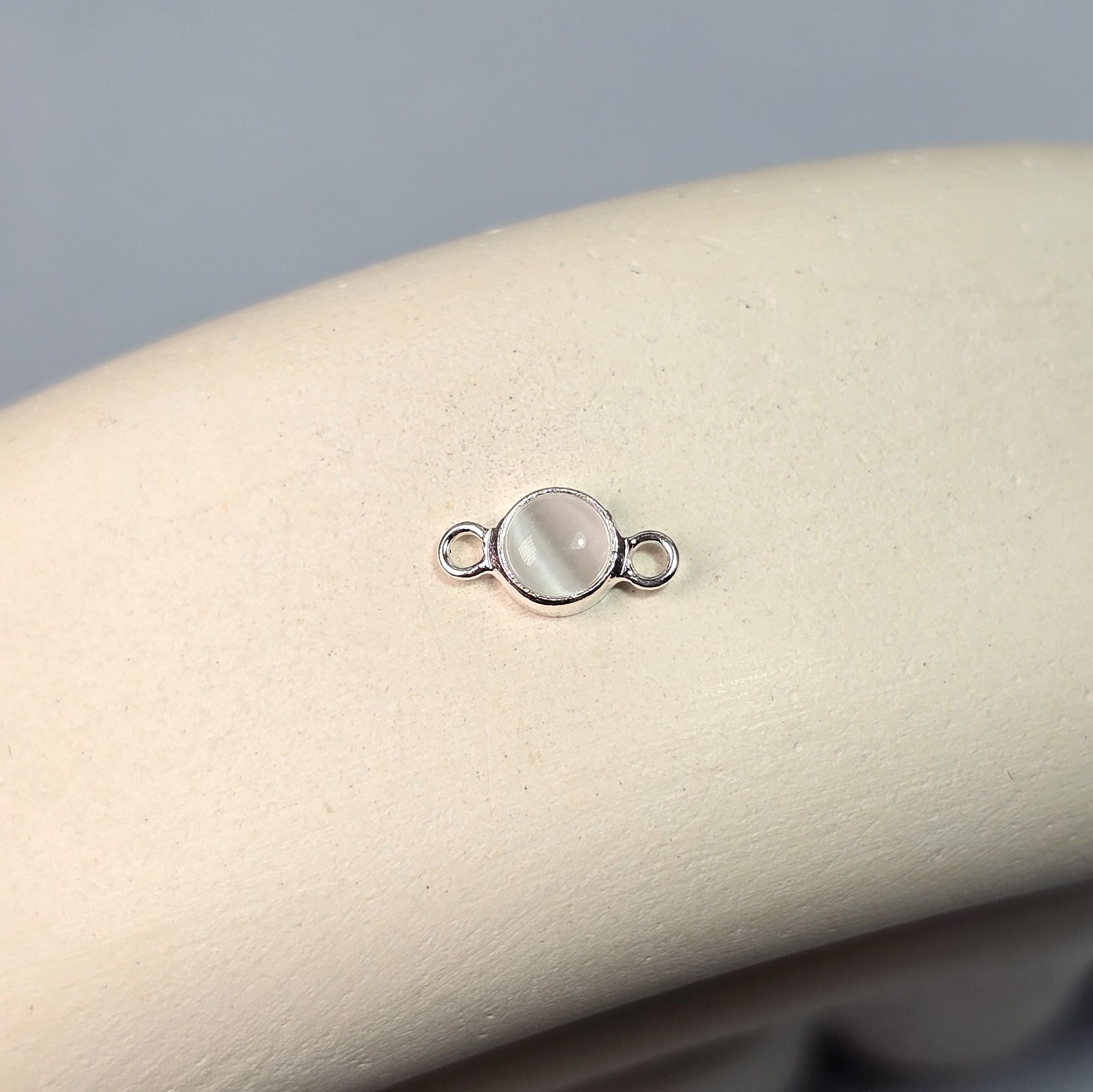 4Mm White Cat’s Eye Connector Charm Sterling Silver