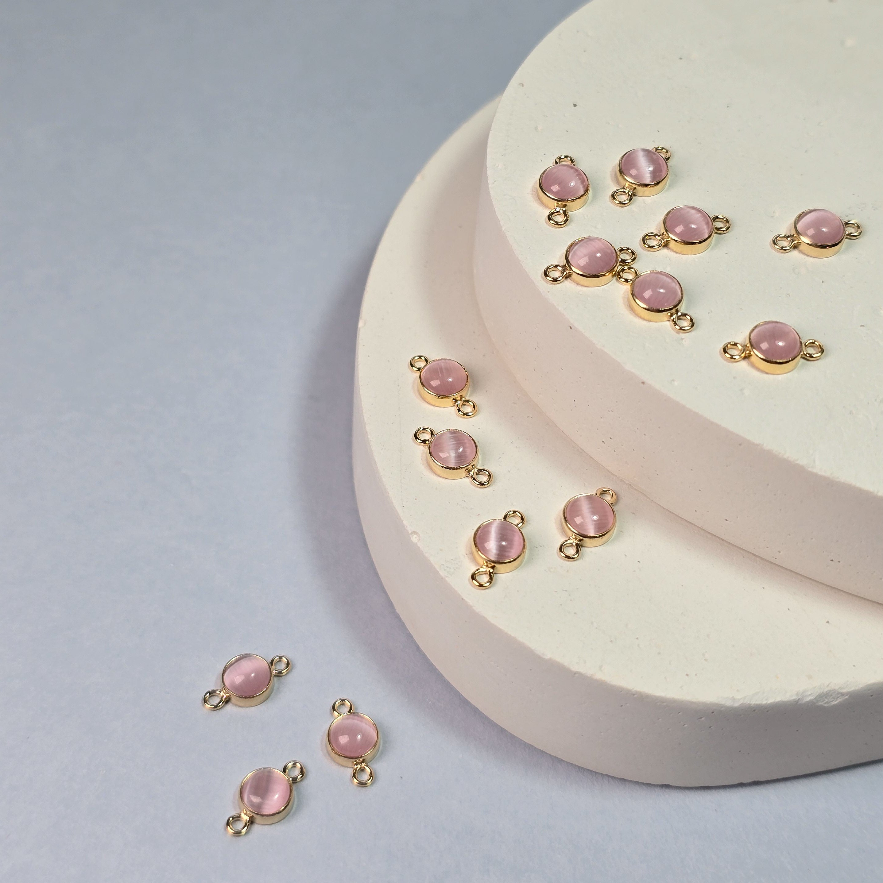 4Mm Pink Cat’s Eye Connector Charm