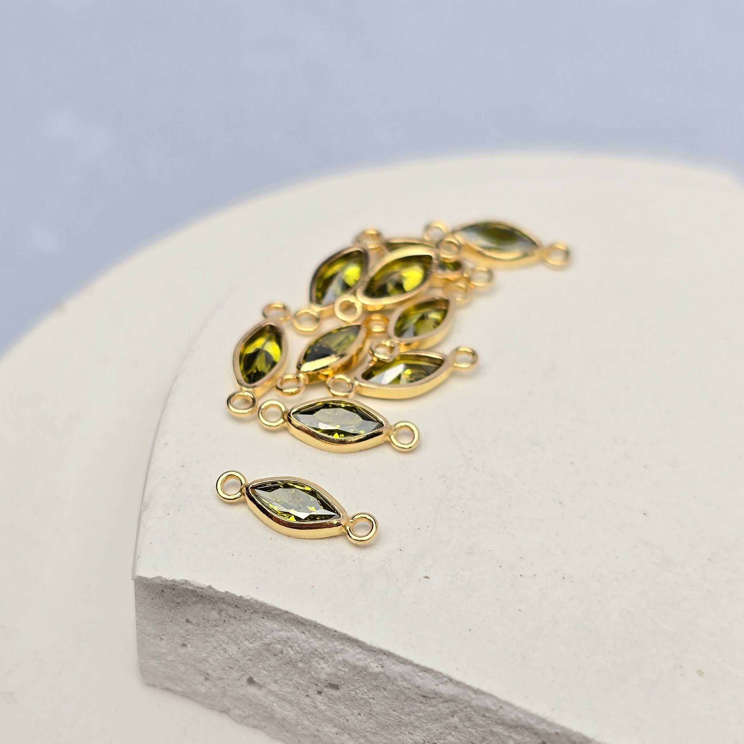 6mm Marquise Birthstone Connector 14k Gold Filled / August - Peridot