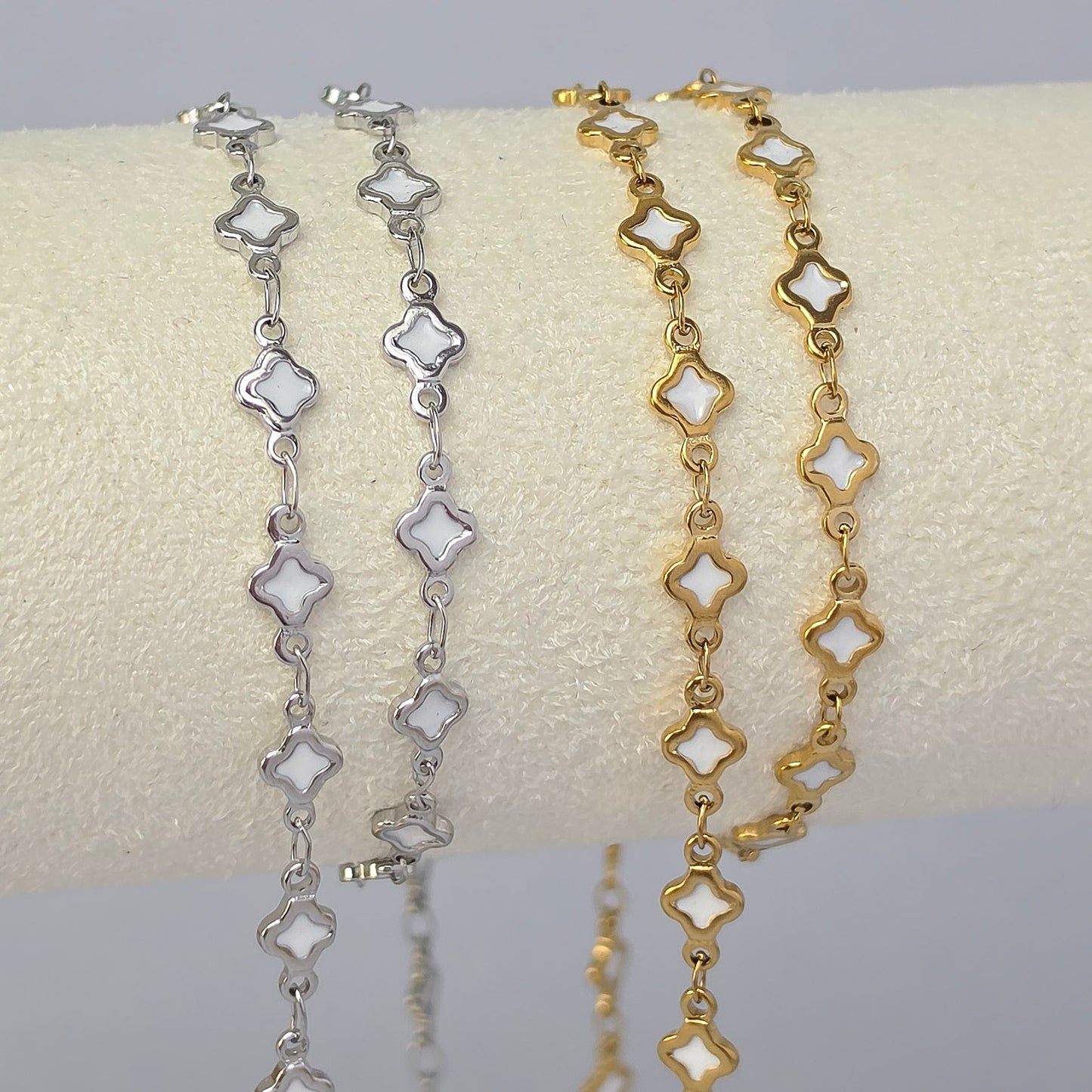 PVD Stainless Steel White Enamel Clover Chain