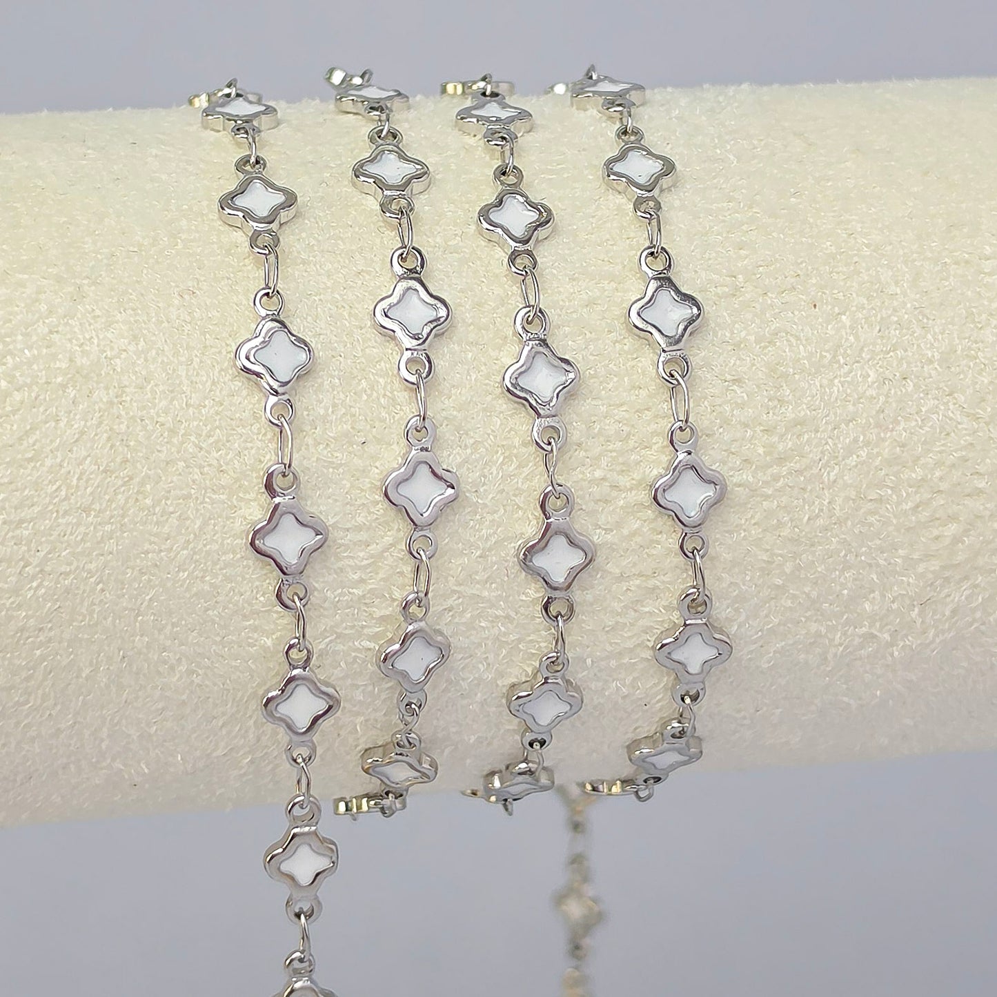 PVD Stainless Steel White Enamel Clover Chain