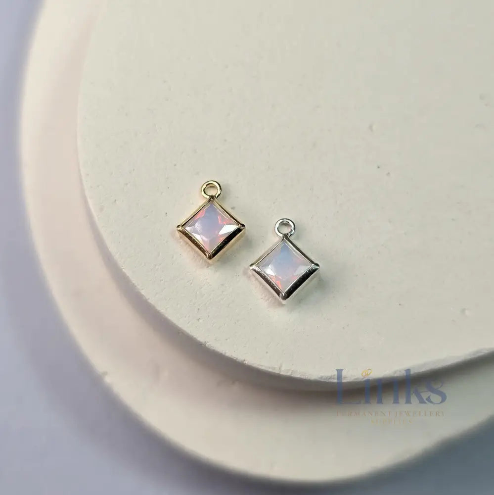 6Mm Crystal Rhombus Pendant Sterling Silver / White Opal