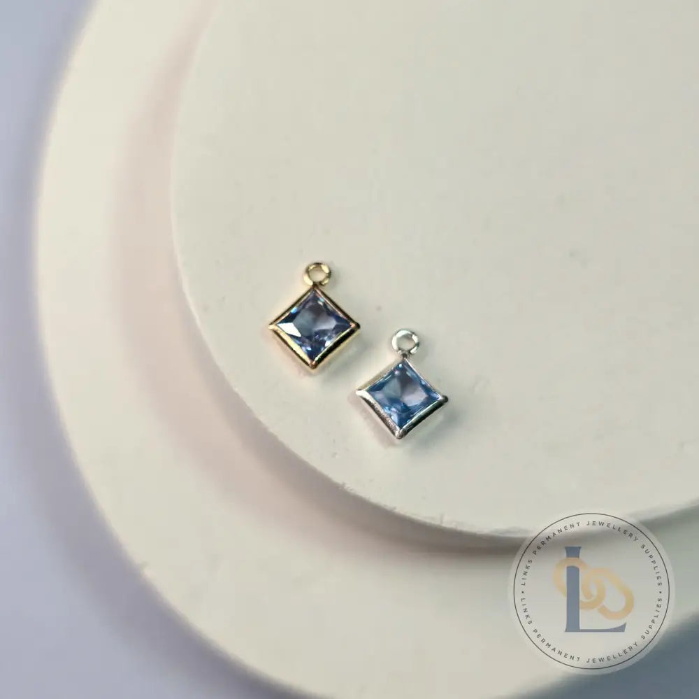 6Mm Crystal Rhombus Pendant Sterling Silver / Blue Topaz