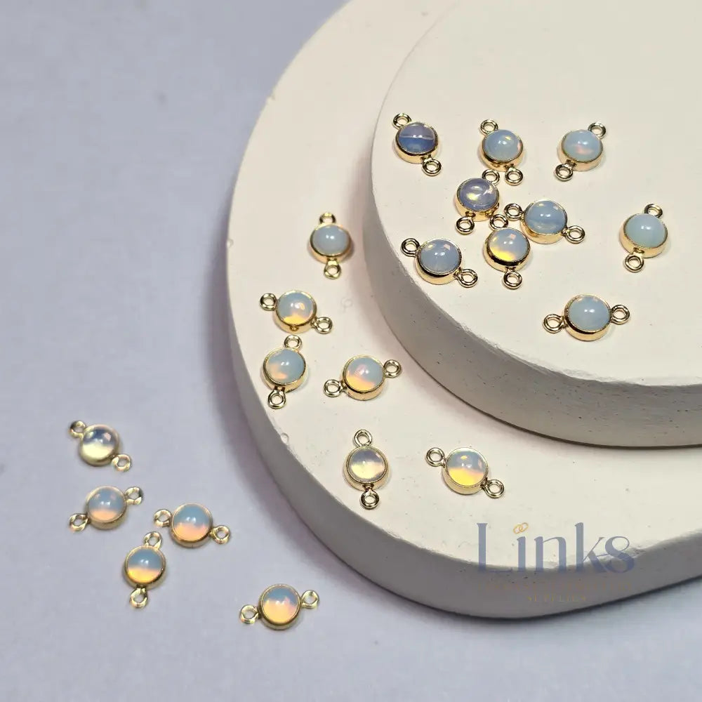4Mm Moonstone Connector