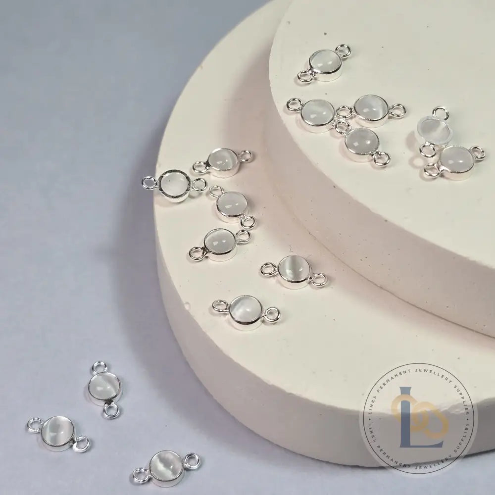 4Mm White Cat’s Eye Connector Charm