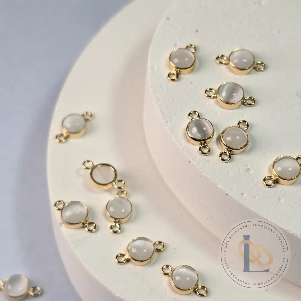 4Mm White Cat’s Eye Connector Charm