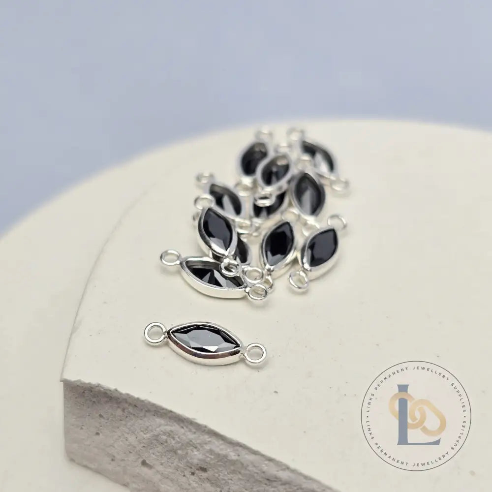 6mm Marquise Birthstone Connector Sterling silver / Black Onyx
