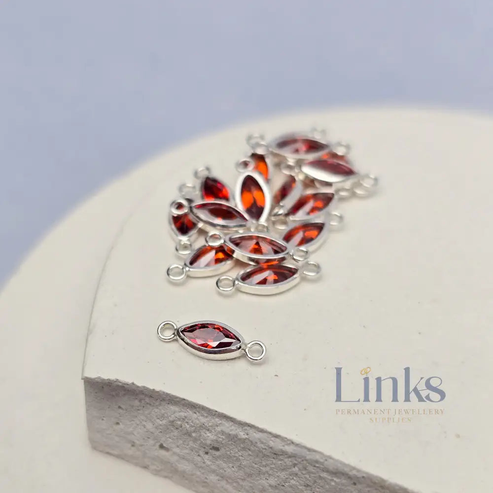 6mm Marquise Birthstone Connector Sterling silver / January - Garnet